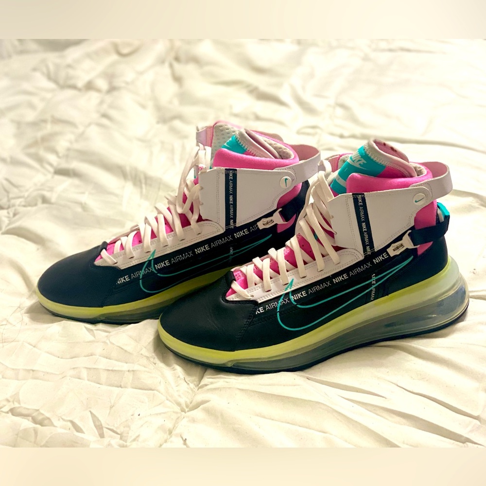Men’s Nike Air Sneakers
